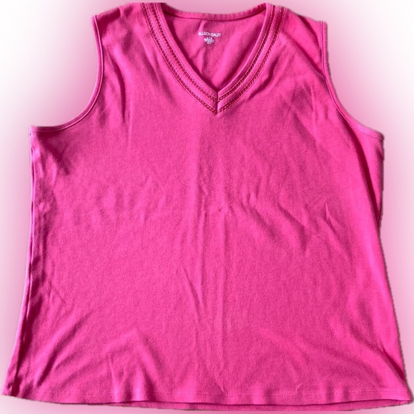 ❤️🔥5/20$ ALLISON DALEY💫 Women’s Pink Detailed V-Neck Sleeve-less Casual Tank - Picture 1 of 7